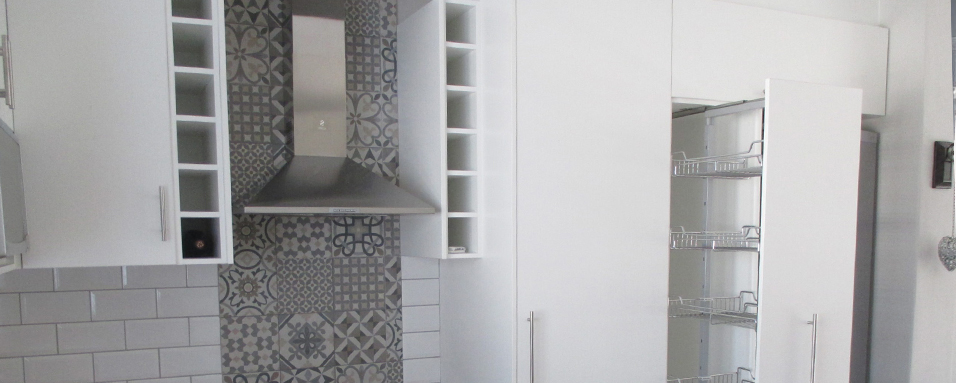 New Kitchen Cabinets